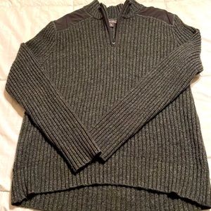 Eddie Bauer 1/4 zip sweater with grey shoulder details size large